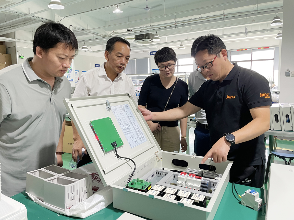 加強校企合作，共建產學共贏
